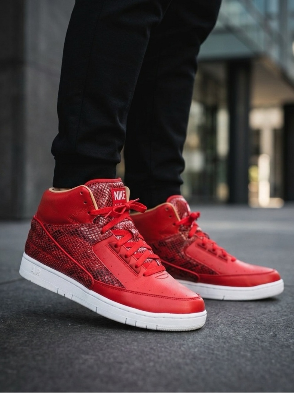 Nike Air Python Lux SP University Red Snakeskin Men’s 11 Sneakers